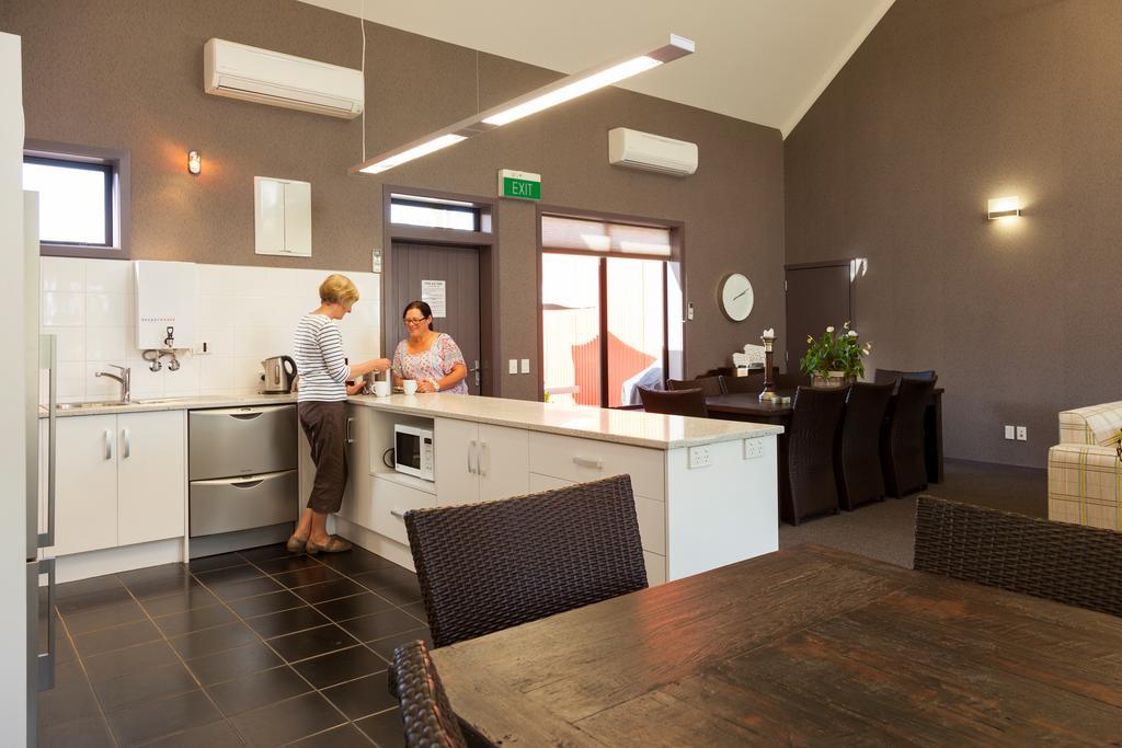 Hawkdun Lodge Motel Ranfurly Eksteriør billede