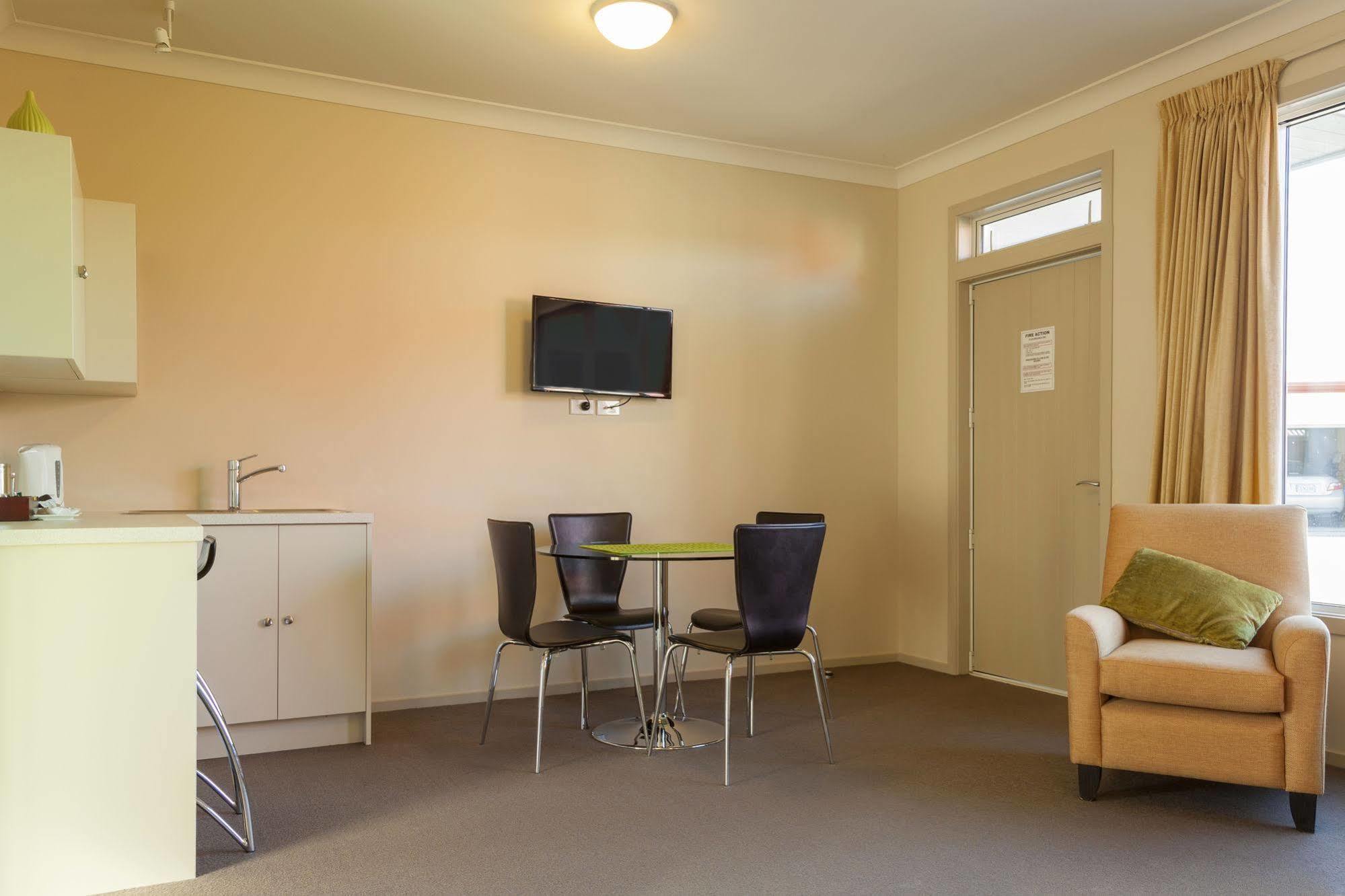 Hawkdun Lodge Motel Ranfurly Eksteriør billede